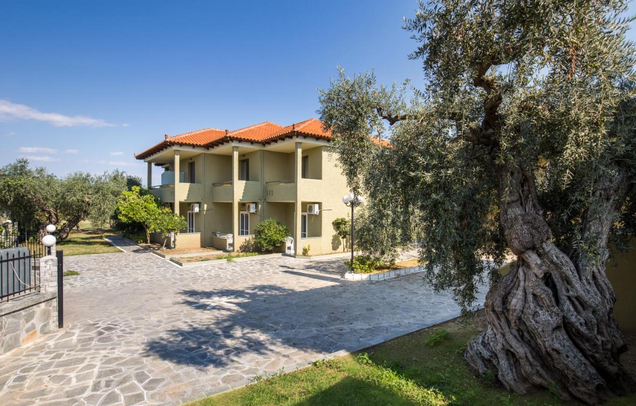 Filippos Hotel Скала-Рахониу Экстерьер фото