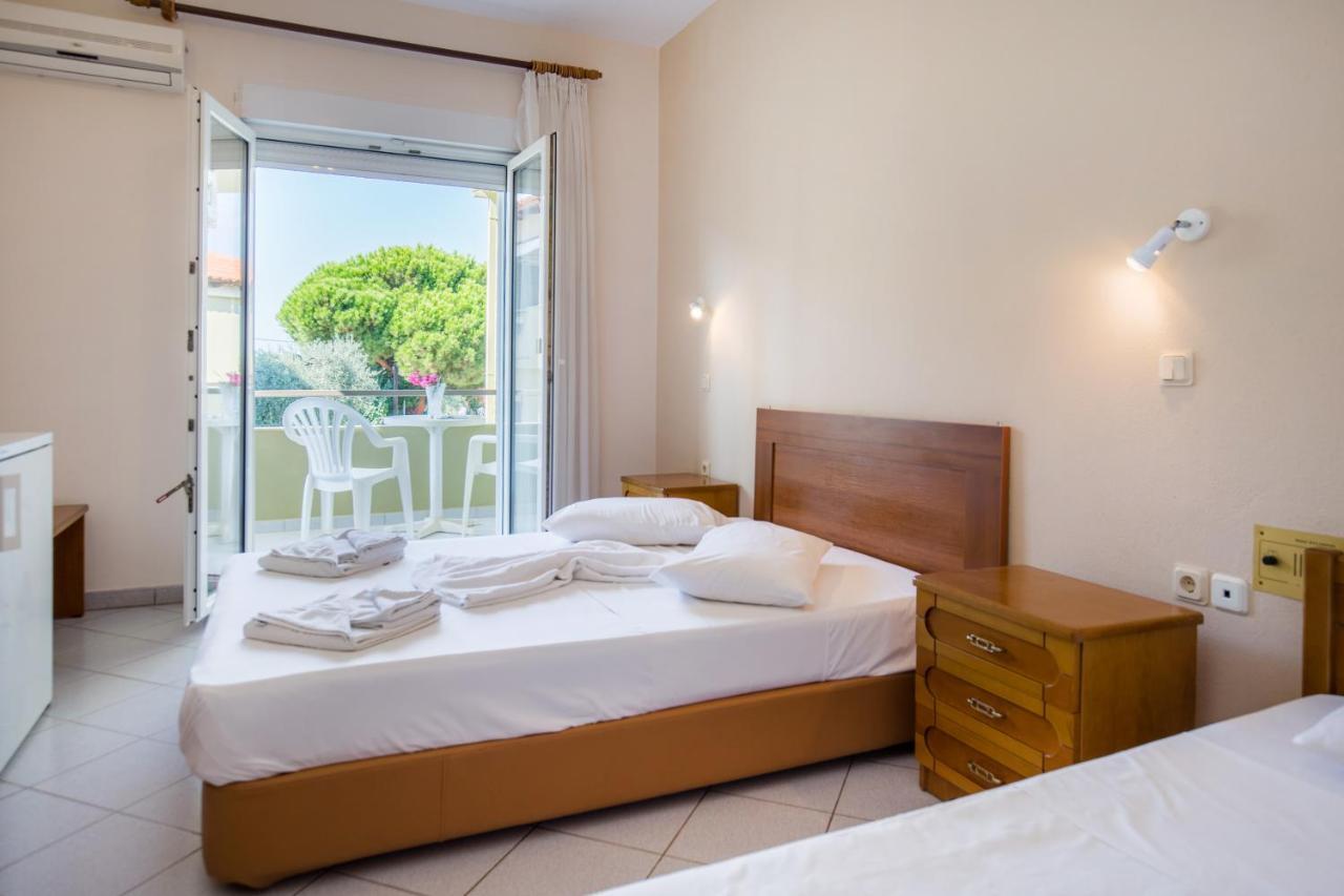 Filippos Hotel Скала-Рахониу Экстерьер фото