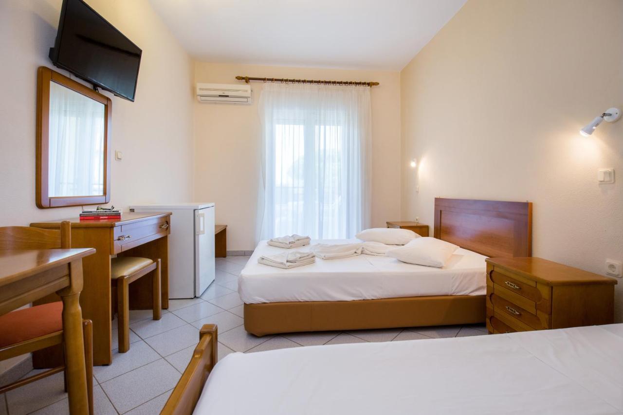 Filippos Hotel Скала-Рахониу Экстерьер фото